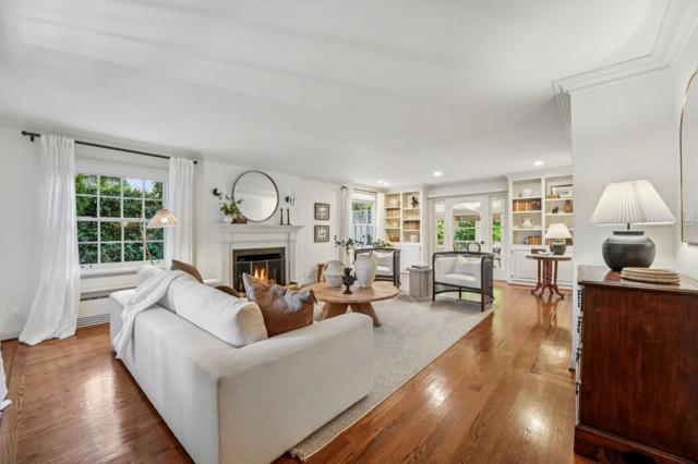 1714 Sweetbriar Drive, San Jose CA: https://media.crmls.org/mediaz/1a411e7c-d9c8-4539-847d-fc73ce5340d4.jpg