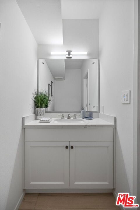5205 Ocean Front Walk, Marina del Rey CA: https://media.crmls.org/mediaz/1a41c655-1fb0-4af8-ac84-c860b10f7363.jpg