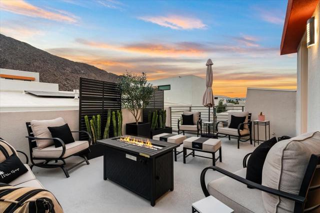143 Obsidian Loop N, Palm Springs, CA 92264