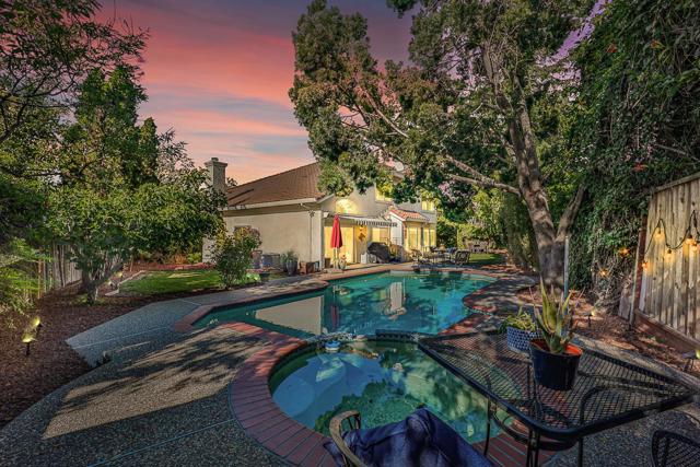3239 Pinot Blanc Way, San Jose CA: https://media.crmls.org/mediaz/1a42cb48-0223-4a7b-a50e-9e3b2668da4a.jpg