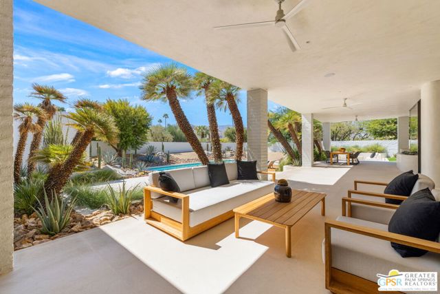 71000 Tamarisk Lane, Rancho Mirage CA: https://media.crmls.org/mediaz/1a430834-27c8-4a6c-99ad-3f73c581dd73.jpg