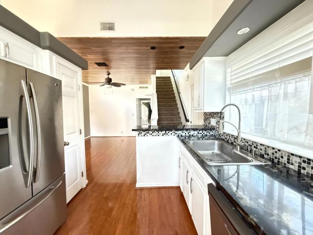 14685 Oka, Los Gatos CA: https://media.crmls.org/mediaz/1a4329d5-5227-44e8-a105-108521d1ebdc.jpg