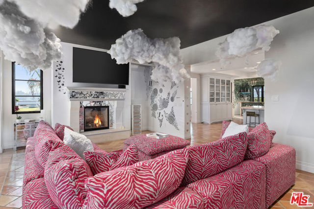 1650 Luse Tank Road, Topanga CA: https://media.crmls.org/mediaz/1a442bf7-742f-420f-8215-52591b3b2711.jpg