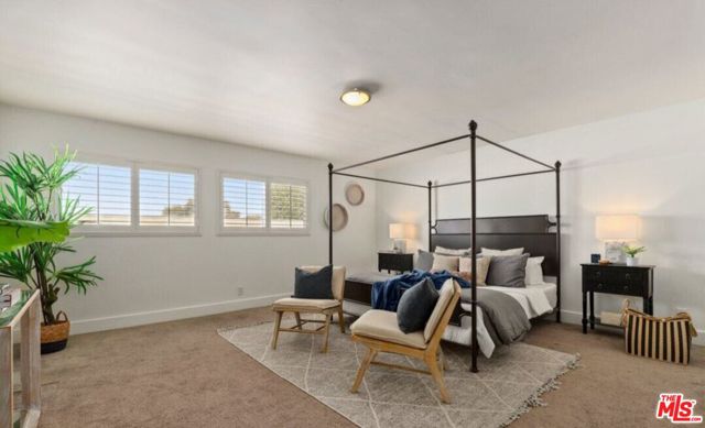 6624 Springpark Avenue, Los Angeles CA: https://media.crmls.org/mediaz/1a4528d5-4bcd-4f26-9b71-81d3d0fe3a9b.jpg