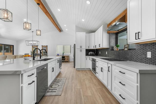 Image 4 of 68 For 72915 Deer Grass Drive