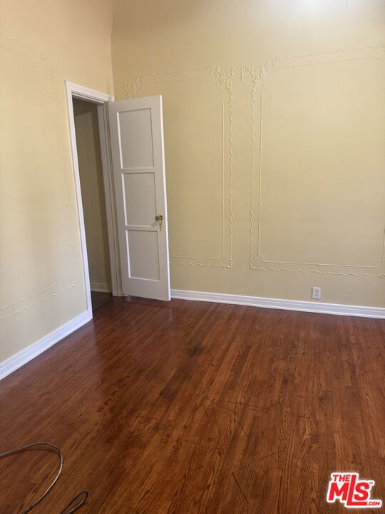 4116 Garthwaite Avenue, Los Angeles CA: https://media.crmls.org/mediaz/1a475bf2-9ff7-4286-8249-e8e3cf7429b6.jpg