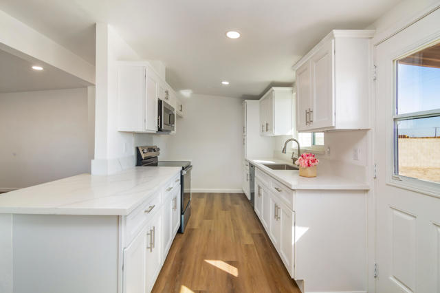 Image 11 of 18 For 2340 Sand Quill Avenue