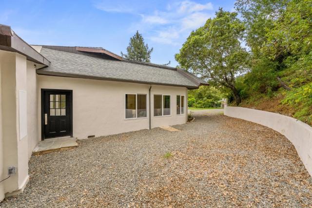 16460 Wood Acres Road, Los Gatos CA: https://media.crmls.org/mediaz/1a487379-fd4b-45d5-8622-1420cb1a8cd0.jpg