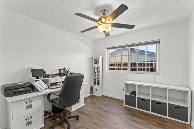 Detail Gallery Image 16 of 35 For 1427 Kingston Dr, Escondido,  CA 92027 - 3 Beds | 2 Baths