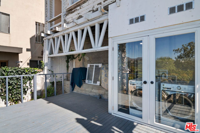 207 Ocean Ave Ext photo 35