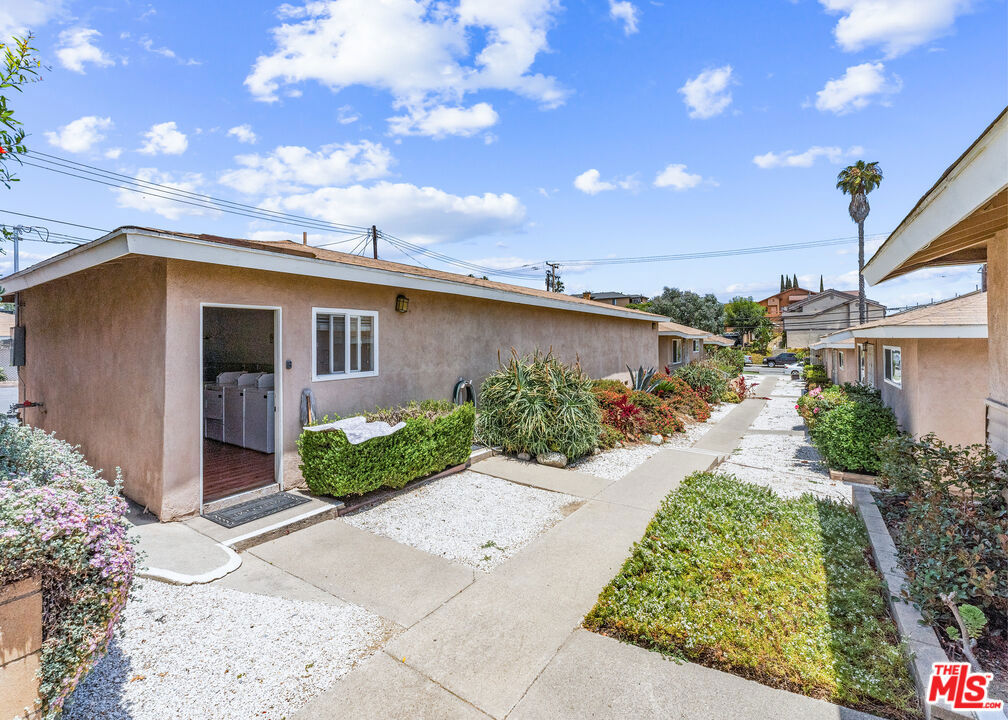 1a4a7570 95d1 4ee8 8c96 E97c207057b9