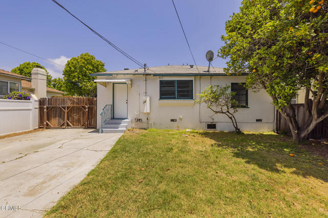 237 N Katherine Drive, Ventura CA: https://media.crmls.org/mediaz/1a4a8666-74d6-4407-85f1-2172e89776c3.jpg