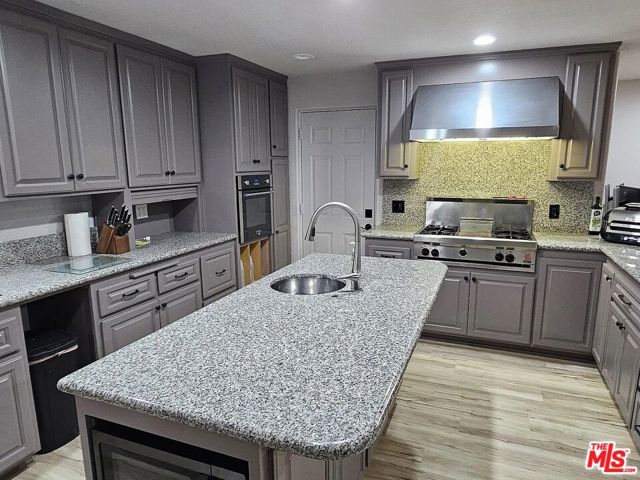 3414 Figueroa Street, Glendale CA: https://media.crmls.org/mediaz/1a4ad52c-0310-4676-8ffc-bf49752466c2.jpg