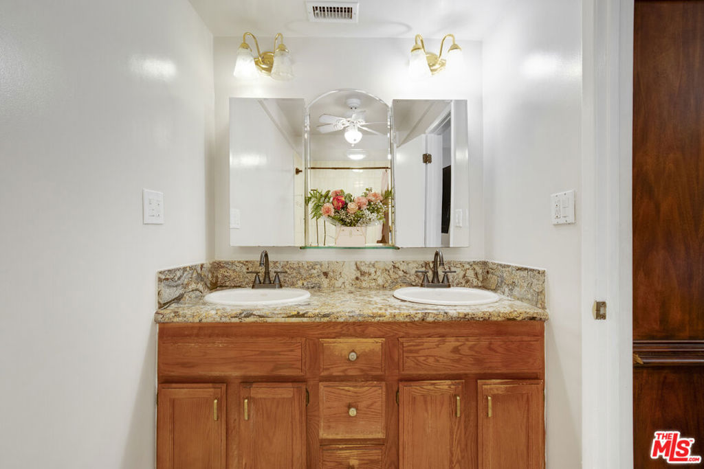 MLS #26861937 image #17