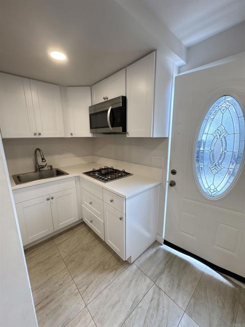 Image 2 of 8 For 2771 Logan Avenue B