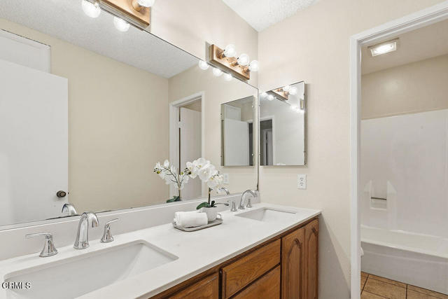 Detail Gallery Image 26 of 32 For 15091 Varsity St #C,  Moorpark,  CA 93021 - 3 Beds | 2/1 Baths