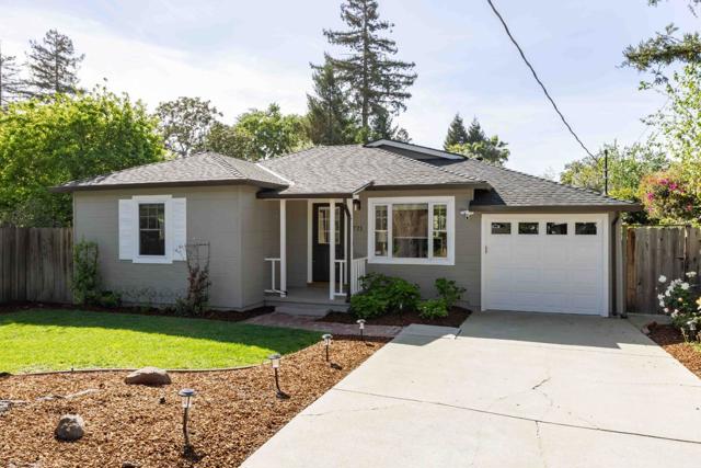 721 14th Avenue, Menlo Park CA: https://media.crmls.org/mediaz/1a505038-849b-4408-92ae-a2e95d01ae25.jpg