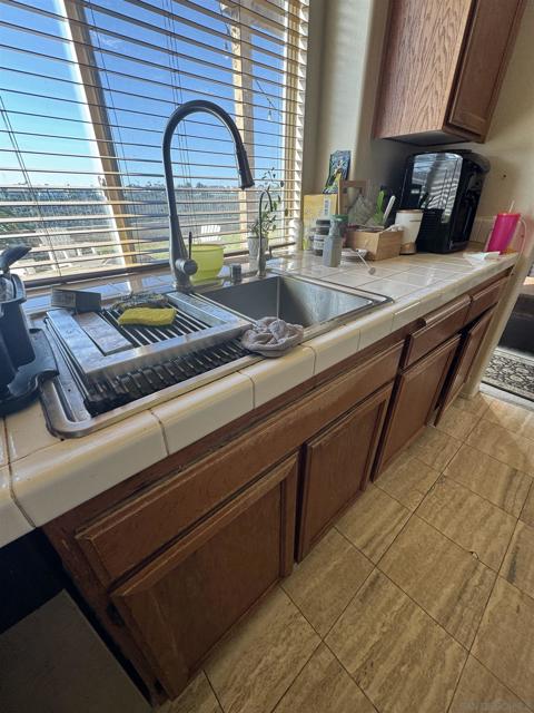 821 Verin Lane, Chula Vista CA: https://media.crmls.org/mediaz/1a50d9a6-587b-403a-ae10-da49b6bd5ccd.jpg