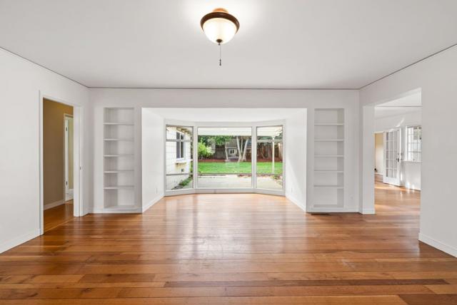 301 22nd Avenue, San Mateo CA: https://media.crmls.org/mediaz/1a51797b-0b1e-4512-ba2f-8fd5d39c9ed8.jpg