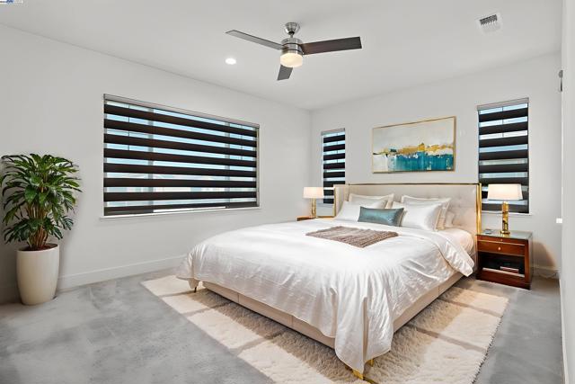 1205 S Ross Ct, Mountain House CA: https://media.crmls.org/mediaz/1a51aa6a-e116-49bb-a371-b0827bf4eb68.jpg