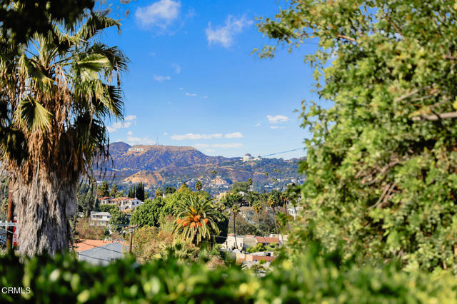 Detail Gallery Image 8 of 50 For 1042 Coronado Ter, Los Angeles,  CA 90026 - 2 Beds | 2 Baths