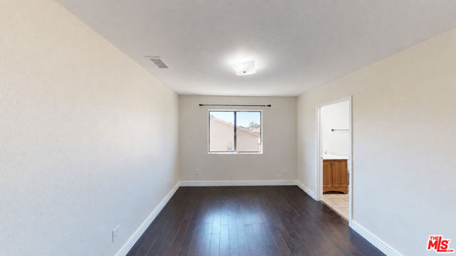 14401 Plummer Street, 23 photo 9