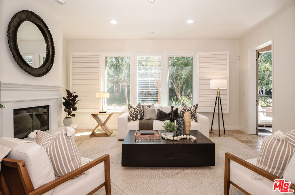 5721 S Crescent Park 102, Playa Vista, CA 90094