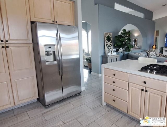 38610 Desert Mirage Drive, Palm Desert CA: https://media.crmls.org/mediaz/1a536530-47bf-433c-967d-5681fd4dbff9.jpg