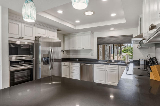69 Camino Arroyo N, Palm Desert, CA 92260