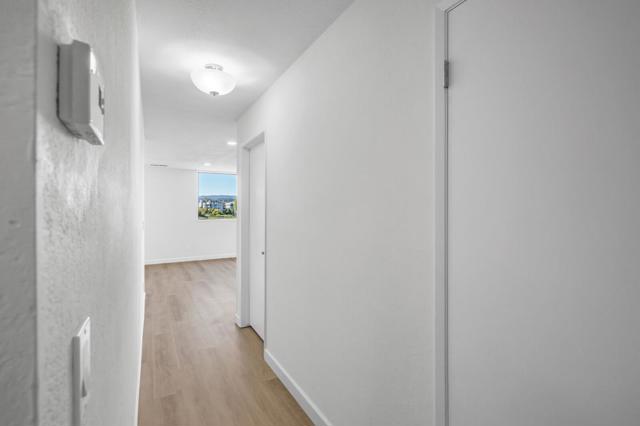 815 Sea Spray Lane, Foster City CA: https://media.crmls.org/mediaz/1a560278-e792-46fc-a072-056760eae1b4.jpg