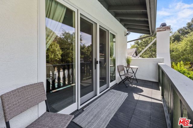 25730 Sand Canyon Road, Santa Clarita CA: https://media.crmls.org/mediaz/1a56dbde-7890-432b-a46a-87c420a35c8c.jpg