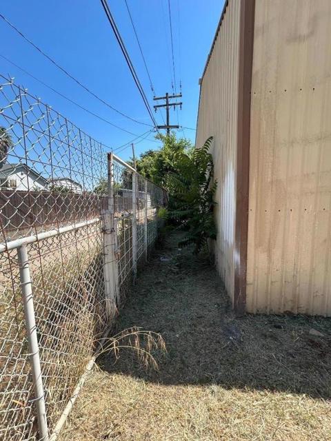 112 E Street, Empire CA: https://media.crmls.org/mediaz/1a58c61a-32f8-4bf5-bbc0-8117c7600134.jpg