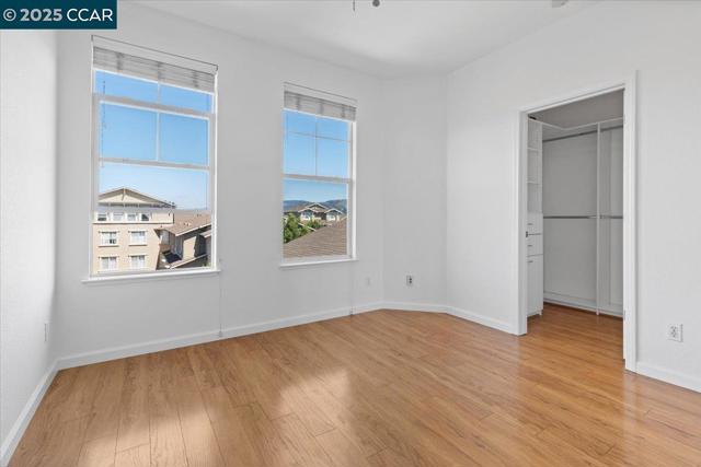 1582 Chandler St, Oakland CA: https://media.crmls.org/mediaz/1a596f1b-4533-40b4-87a8-be8b2ae16dd3.jpg