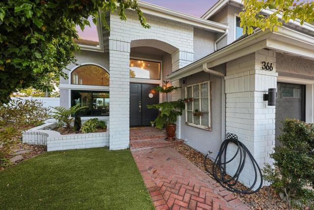 366 Doheny Bay Court, Oceanside CA: https://media.crmls.org/mediaz/1a5af9f0-6549-4361-bc05-48dd7a4c694c.jpg