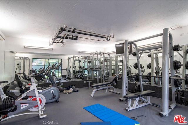 306 Bora Bora Way, Marina del Rey CA: https://media.crmls.org/mediaz/1a5e097d-b0c9-4961-b5bd-7d85106ee740.jpg