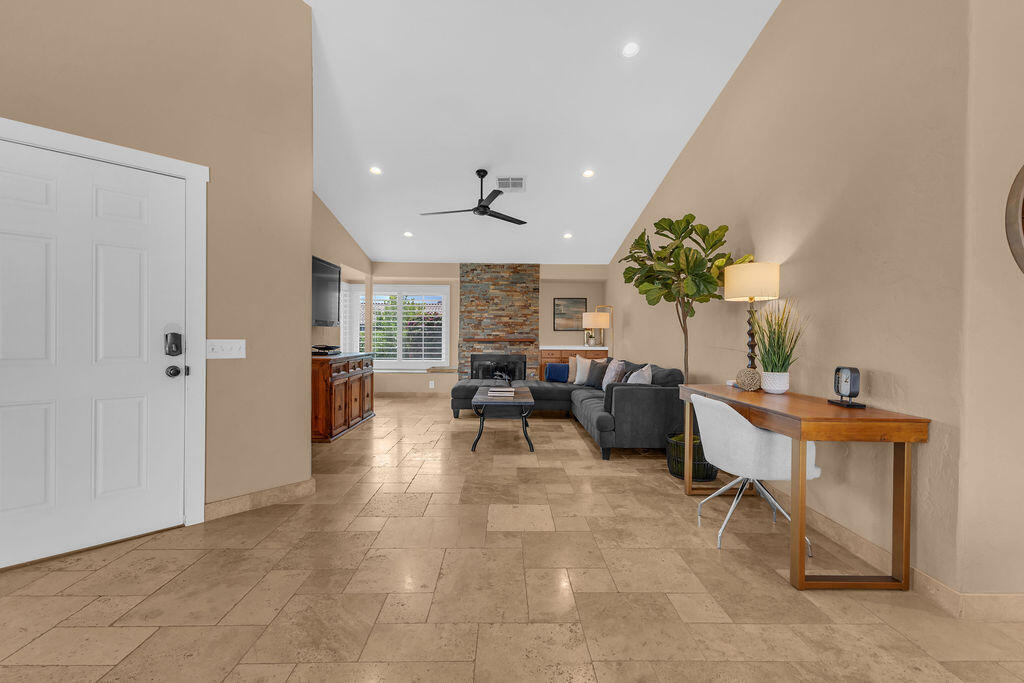 MLS #219129593DA img 17