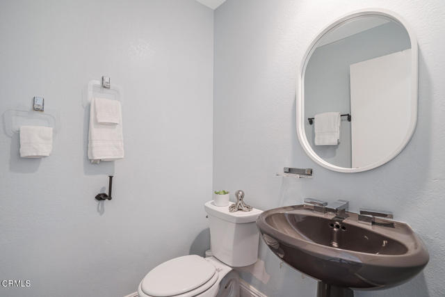 Detail Gallery Image 15 of 36 For 3756 Ocean Dr, Oxnard,  CA 93035 - 2 Beds | 2/1 Baths