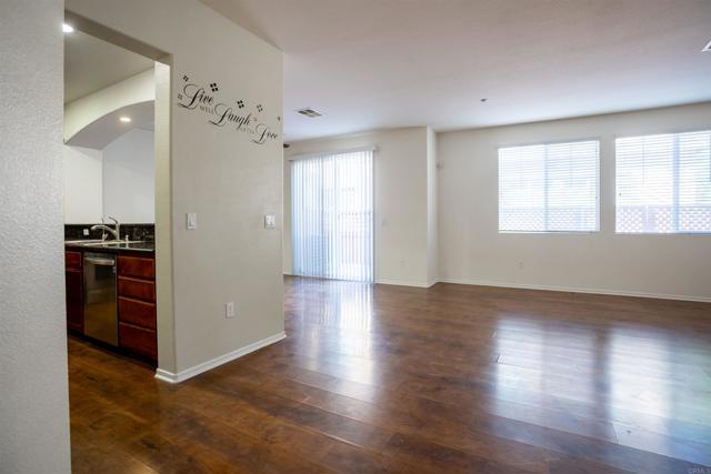 Detail Gallery Image 11 of 42 For 422 Cool Creek Ct #5,  Brawley,  CA 92227 - 3 Beds | 2/1 Baths