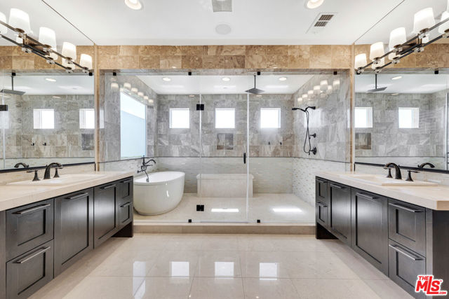 11945 Mirabel Way, Porter Ranch CA: https://media.crmls.org/mediaz/1a60e1eb-1f81-4162-8623-c3aaeec8ad88.jpg