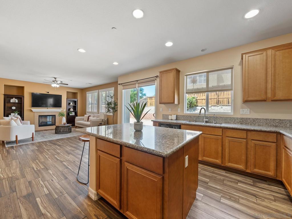 1A61042E B75C 4Cb6 981E 5E21B57688F4 1803 Webber Way, Chula Vista, Ca 91913 &Lt;Span Style='BackgroundColor:transparent;Padding:0Px;'&Gt; &Lt;Small&Gt; &Lt;I&Gt; &Lt;/I&Gt; &Lt;/Small&Gt;&Lt;/Span&Gt;