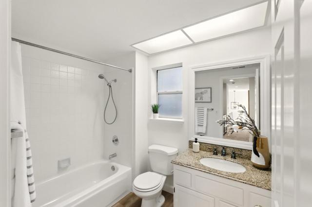 821 Whitehall Lane, Redwood City CA: https://media.crmls.org/mediaz/1a616f80-f55b-4889-ac32-19ea914bc76a.jpg
