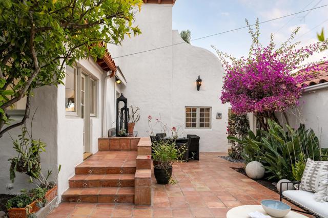 Detail Gallery Image 37 of 47 For 654 Bonair Pl, La Jolla,  CA 92037 - 5 Beds | 4 Baths