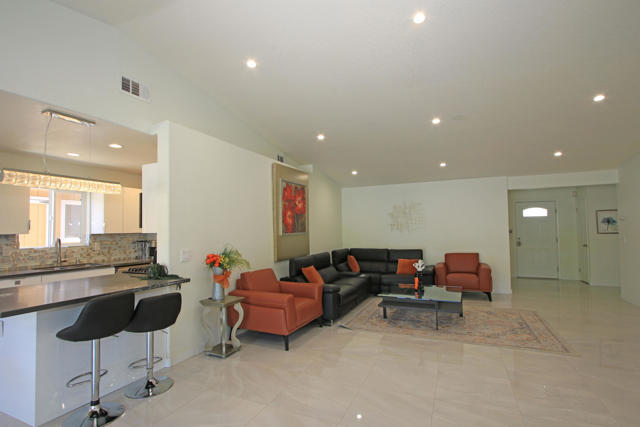 68330 Vega Road, Cathedral City CA: https://media.crmls.org/mediaz/1a61ec40-c0de-492c-a223-89db1112c803.jpg