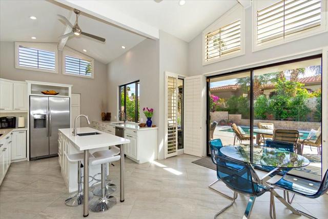 75765 Osage Trail, Indian Wells CA: https://media.crmls.org/mediaz/1a624e1b-2479-4fcb-8bbb-3384072cd399.jpg