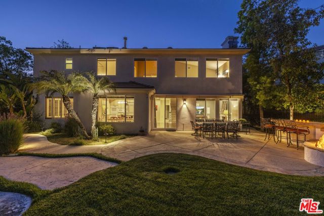 3432 Daniella Court, Calabasas CA: https://media.crmls.org/mediaz/1a63eaa6-3309-45c7-ac72-cdbc31b9ccbf.jpg