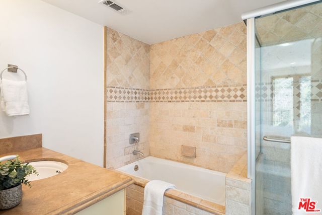 8027 Floral Avenue, Los Angeles CA: https://media.crmls.org/mediaz/1a641b45-52c8-4ca5-88ef-9da02c80c1ea.jpg