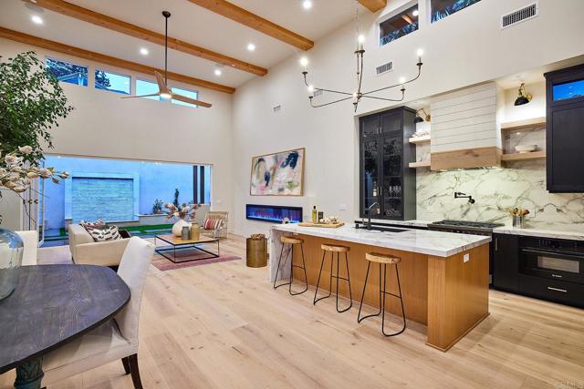 177 N Vulcan Avenue, Encinitas CA: https://media.crmls.org/mediaz/1a646737-5ade-43dc-90be-abc67b50583c.jpg
