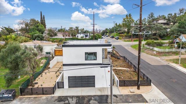 422 Spruce St, Escondido, California 92025, 4 Bedrooms Bedrooms, ,4 BathroomsBathrooms,Single Family Residence,For Sale,Spruce St,250020950SD