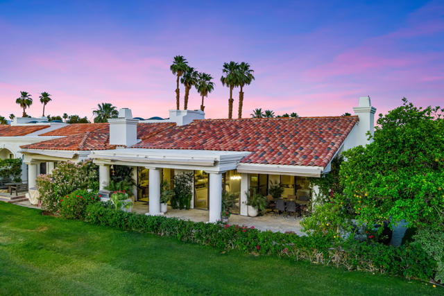 55197 Southern, La Quinta CA: https://media.crmls.org/mediaz/1a65cd59-42a8-410e-9fab-3e91083d0a31.jpg