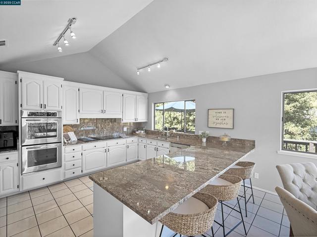 130 Hillcroft Way, Walnut Creek CA: https://media.crmls.org/mediaz/1a671a5a-4e9e-4b28-be1f-4df40d2973f8.jpg